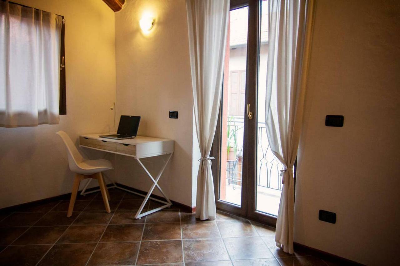Piccola Casa Vacanze - Small Vacation House Porto Valtravaglia Exterior photo